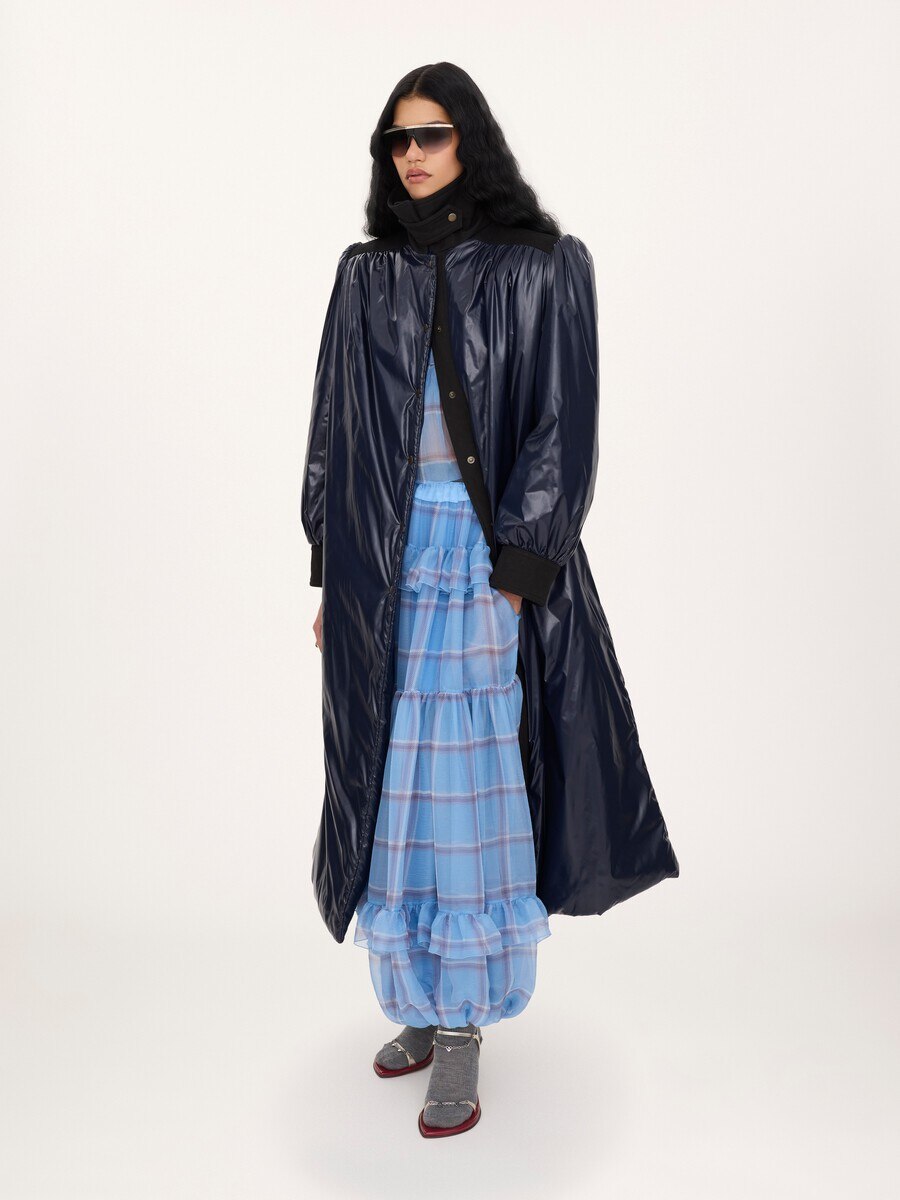 Long utilitarian coat in shiny nylon - 6