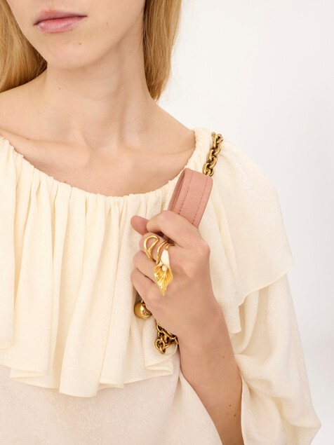The Chlo&eacute; Lily ring