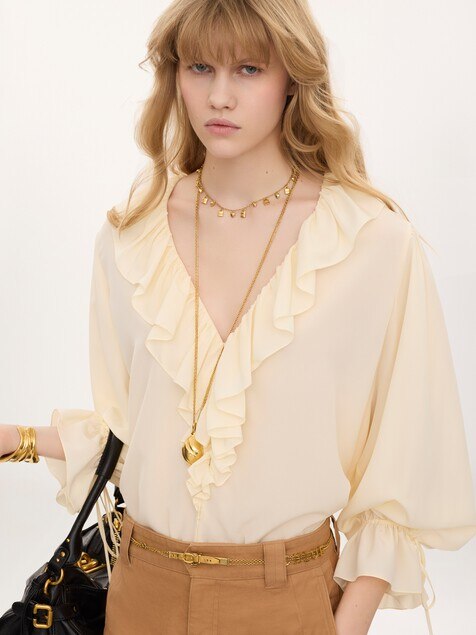 V-neck ruffle top in cr&ecirc;pe de chine