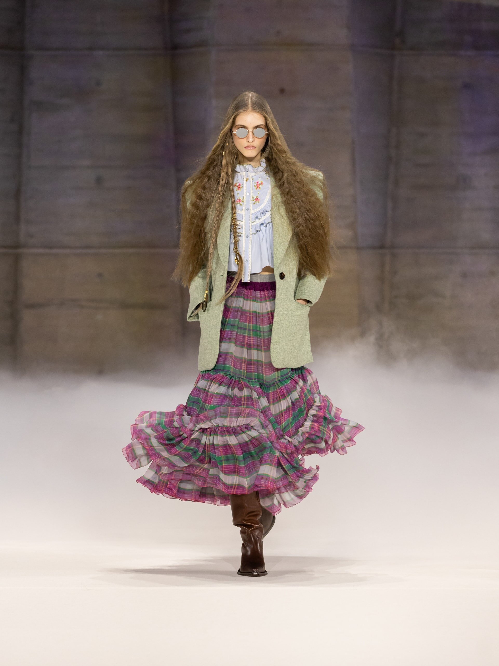 DAM_BGRD_0002 image number 0