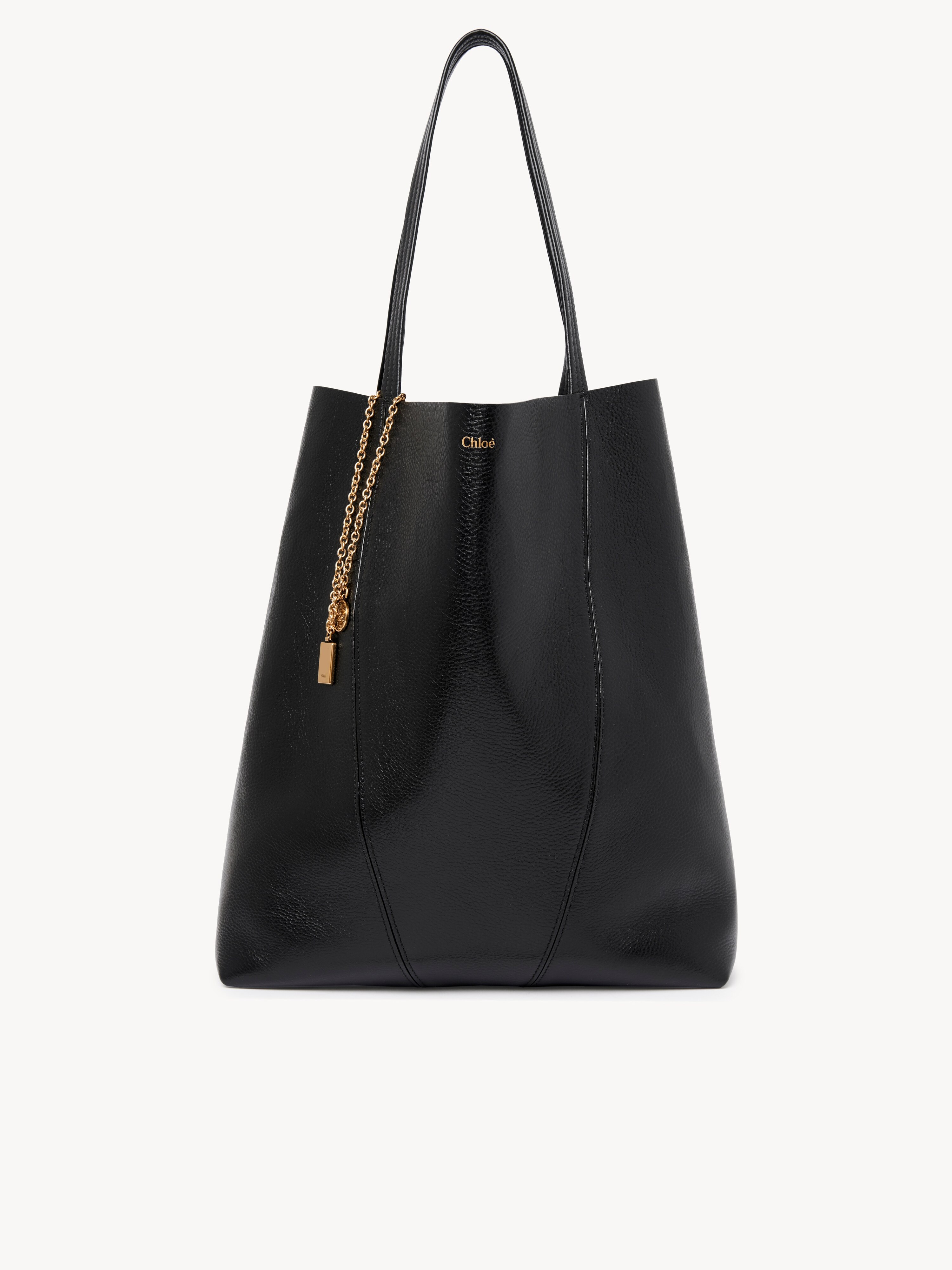 Chlo&eacute; Spin east-west tote bag in grained leather - NaN